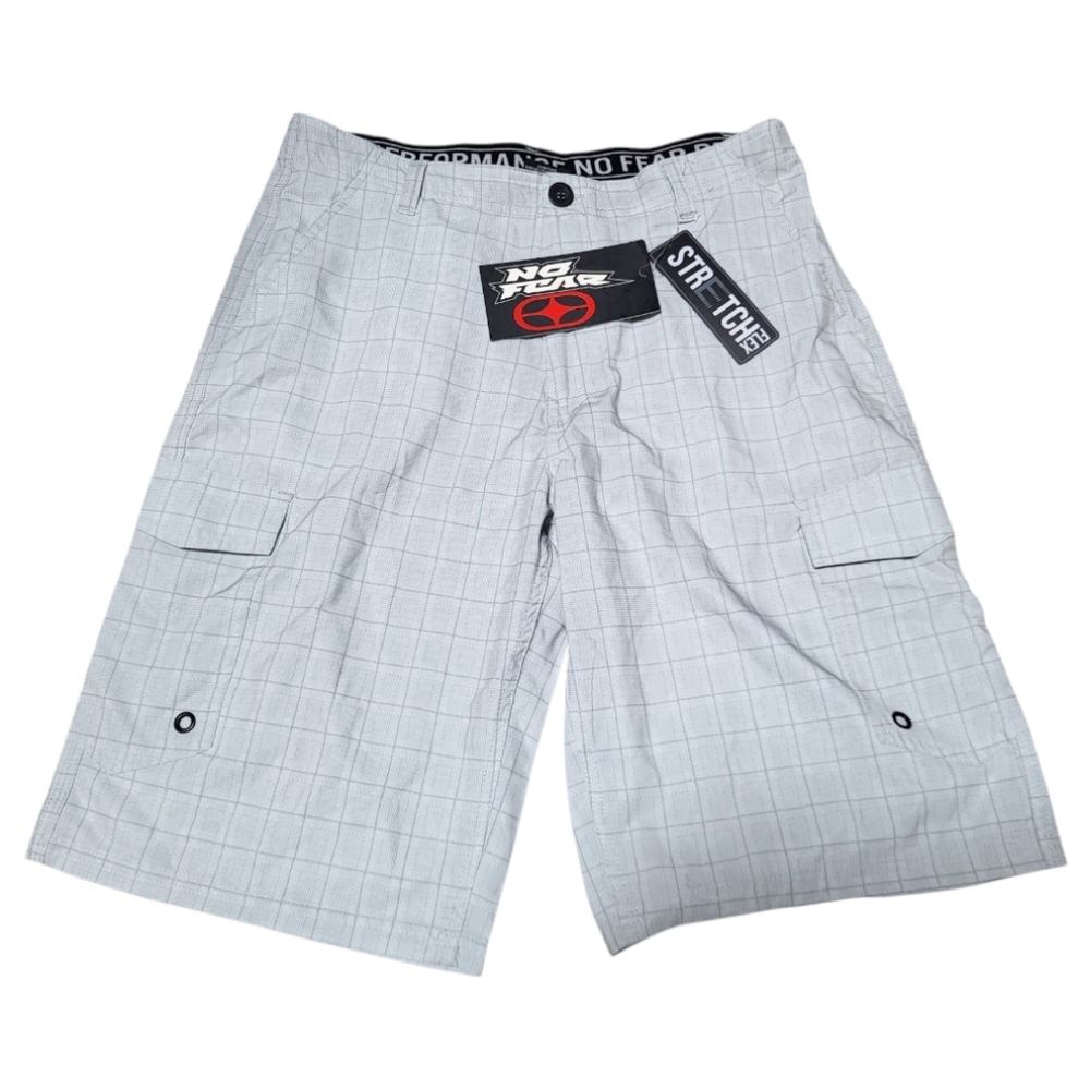NWT Mens No Fear Performance Light Grey Cargo Shorts with Relaxed Fit - Size 32